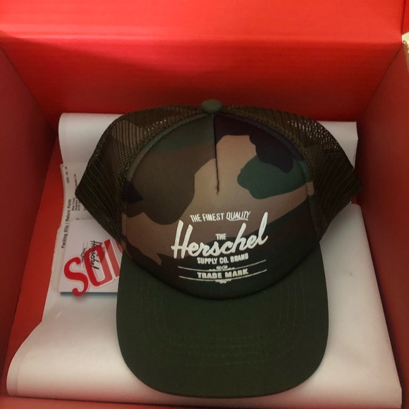 Herschel sprouts whaler hat - Picture 1 of 1